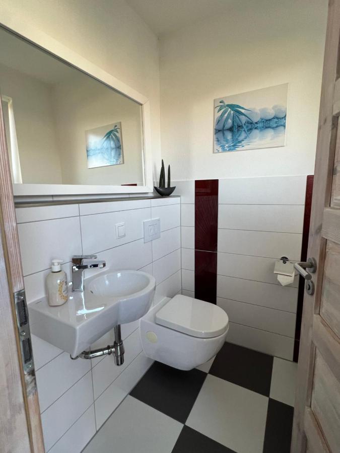 Haus Hannah Lägenhet Sellin  Exteriör bild